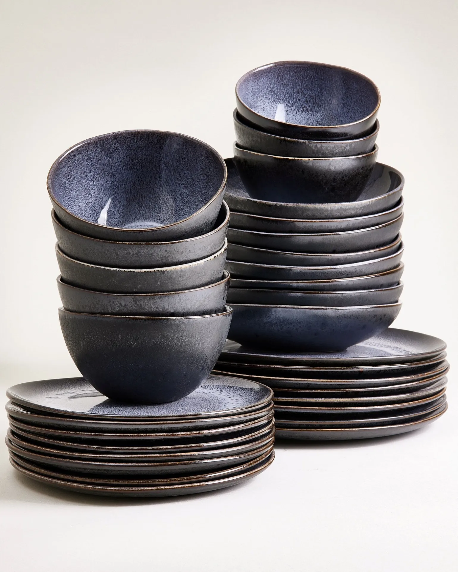 Areia - Tableware set black 32 pieces