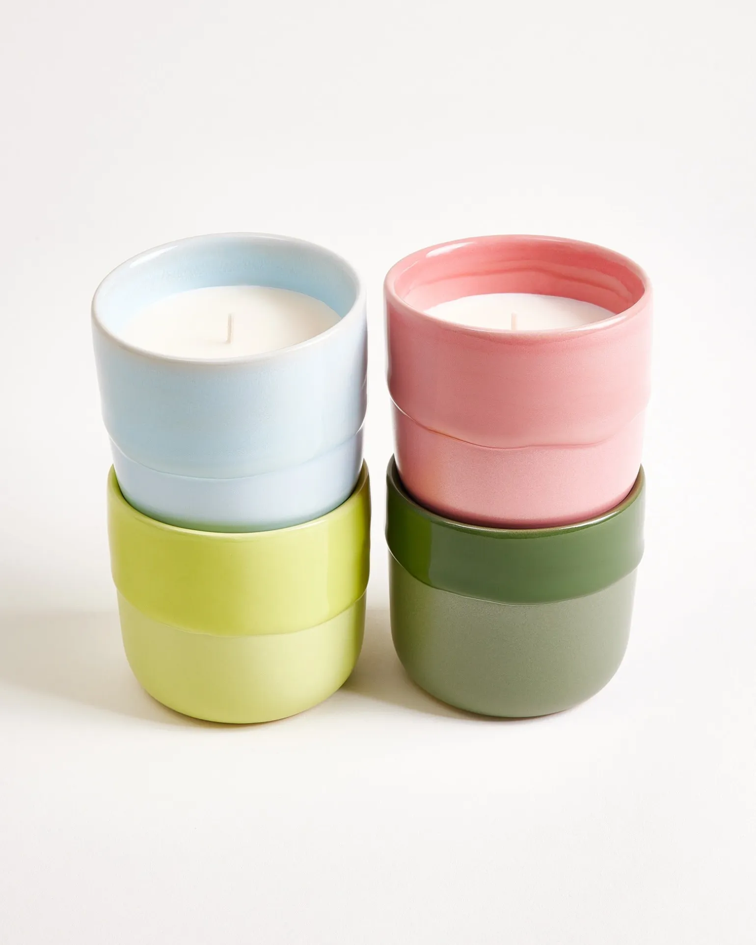 Velar - scented candle "Basil Breeze" lime